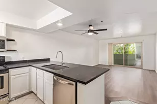 7494 E Earll Dr, Scottsdale, AZ 85251 - Photo 8