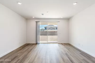 17704 W Mission Lane, Waddell, AZ 85355 - Photo 30