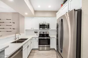 3935 E Rough Rider Rd, Phoenix, AZ 85050 - Photo 12