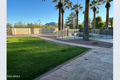 10249 N 58th Place, Paradise Valley, AZ 85253 - Photo 1