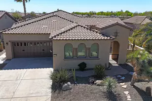 12439 W Yellow Bird Ln, Peoria, AZ 85383 - Photo 2
