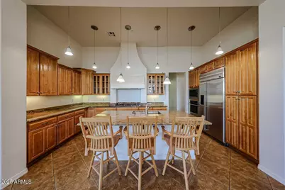 12439 W Yellow Bird Lane, Peoria, AZ 85383 - Photo 14