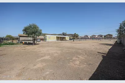 2961 N 29th Drive #2, Phoenix, AZ 85027 - Photo 2