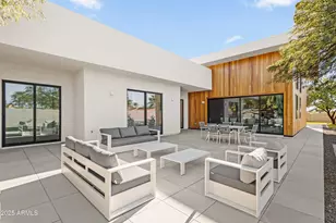 5156 N 45th Pl, Phoenix, AZ 85018 - Photo 8