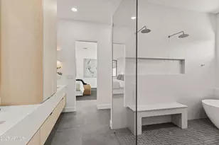 5156 N 45th Pl, Phoenix, AZ 85018 - Photo 38