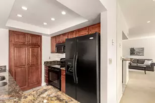 9705 E Mountain View Rd, Scottsdale, AZ 85258 - Photo 16