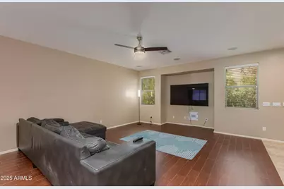 29374 N 68th Lane, Peoria, AZ 85383 - Photo 6