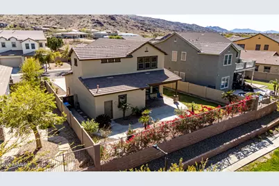 3914 E Constance Way, Phoenix, AZ 85042 - Photo 10