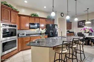 1928 W Spur Dr, Phoenix, AZ 85085 - Photo 1