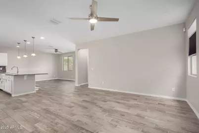 10320 E Tupelo Avenue, Mesa, AZ 85212 - Photo 10