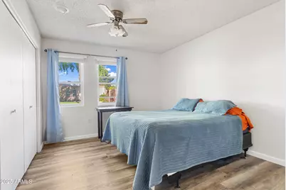 13409 N Emberwood Drive, Sun City, AZ 85351 - Photo 14