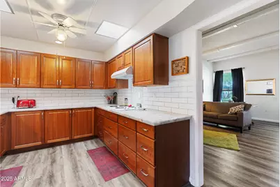 13409 N Emberwood Drive, Sun City, AZ 85351 - Photo 28