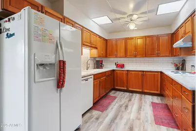 13409 N Emberwood Drive, Sun City, AZ 85351 - Photo 30