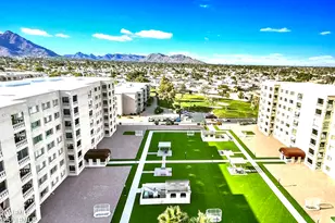 7960 E Camelback Rd, Scottsdale, AZ 85251 - Photo 34