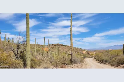 4790 N El Adobe Ranch Road #-, Tucson, AZ 85745 - Photo 2