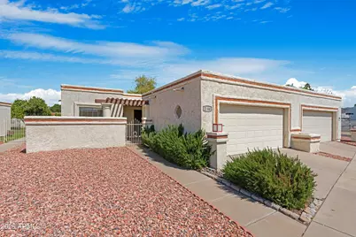 2844 W Christy Drive, Phoenix, AZ 85029 - Photo 1