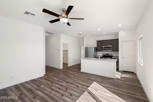 626 W Pintail Dr, Casa Grande, AZ 85122 - Photo 2