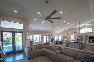 6340 W Donald Dr, Glendale, AZ 85310 - Photo 10