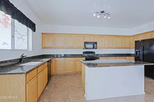 9541 W Frank Ave, Peoria, AZ 85382 - Photo 8