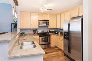 310 S 4th St, Phoenix, AZ 85004 - Photo 4