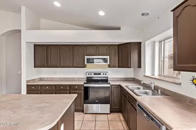 10001 W Potter Drive, Peoria, AZ 85382 - Photo 16