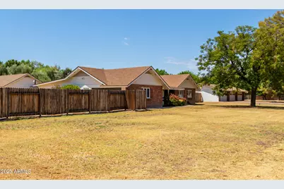 2050 N 90th Place, Chandler, AZ 85224 - Photo 6