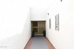 26451 S Hogan Dr, Sun Lakes, AZ 85248 - Photo 4