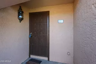 10410 N Cave Creek Rd, Phoenix, AZ 85020 - Photo 48