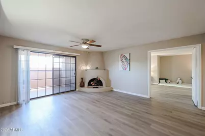 10410 N Cave Creek Road #1011, Phoenix, AZ 85020 - Photo 4