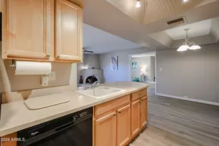 10410 N Cave Creek Rd, Phoenix, AZ 85020 - Photo 12