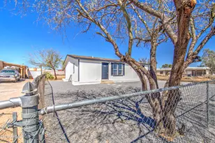 18540 W Camino Grande, Casa Grande, AZ 85122 - Photo 2