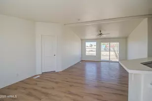 18540 W Camino Grande, Casa Grande, AZ 85122 - Photo 6