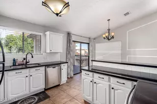 3302 E Hiddenview Dr, Phoenix, AZ 85048 - Photo 6