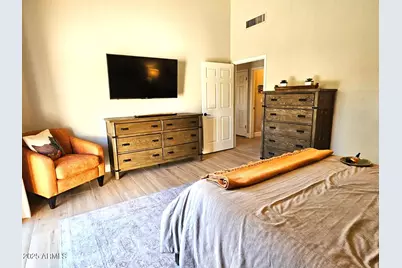 9763 E Dreyfus Avenue, Scottsdale, AZ 85260 - Photo 24