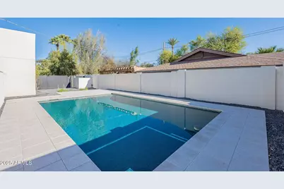 707 E Ocotillo Road, Phoenix, AZ 85014 - Photo 8