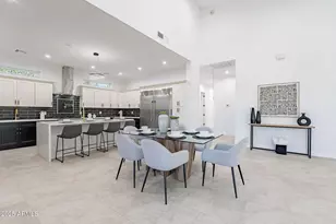 707 E Ocotillo Rd, Phoenix, AZ 85014 - Photo 2