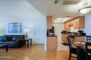 740 W Elm St, Phoenix, AZ 85013 - Photo 1