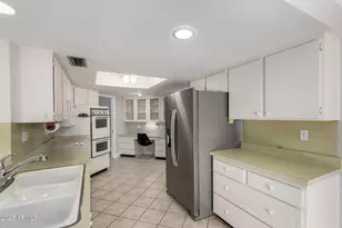 13823 N 108th Dr, Sun City, AZ 85351 - Photo 12