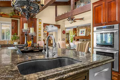 6301 N Camelback Manor Drive, Paradise Valley, AZ 85253 - Photo 8