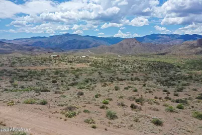 17600 S Dripping Springs Road #14, Mayer, AZ 86333 - Photo 6