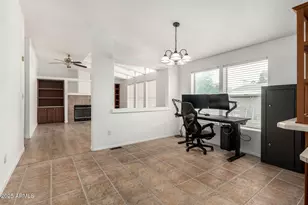 2929 E Sequoia Dr, Phoenix, AZ 85050 - Photo 16