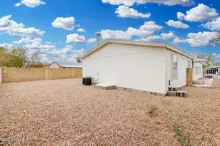 2929 E Sequoia Dr, Phoenix, AZ 85050 - Photo 32