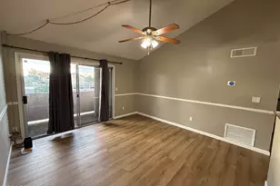 623 W Guadalupe Rd, Mesa, AZ 85210 - Photo 2