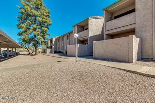 623 W Guadalupe Rd, Mesa, AZ 85210 - Photo 26