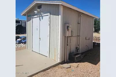 21288 W Granite Ridge Road, Congress, AZ 85332 - Photo 22