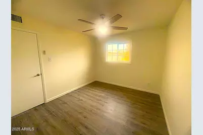 4321 W Greenway Road, Glendale, AZ 85306 - Photo 12