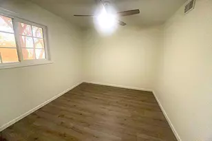 4321 W Greenway Rd, Glendale, AZ 85306 - Photo 16