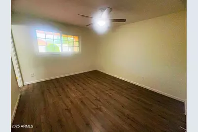 4321 W Greenway Road, Glendale, AZ 85306 - Photo 8