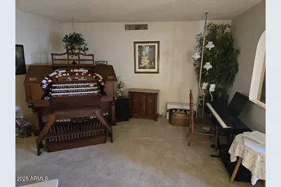 10461 W Wininger Circle, Sun City, AZ 85351 - Photo 8