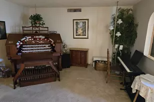 10461 W Wininger Cir, Sun City, AZ 85351 - Photo 8